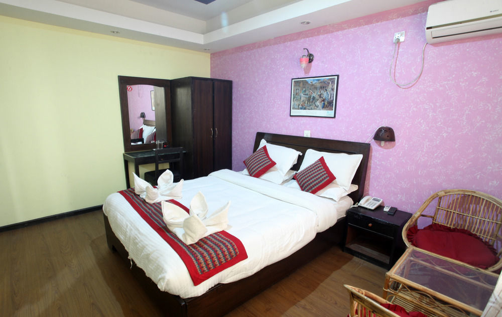 Oyo 153 Aster Hotel Nepal Catmandu Exterior foto