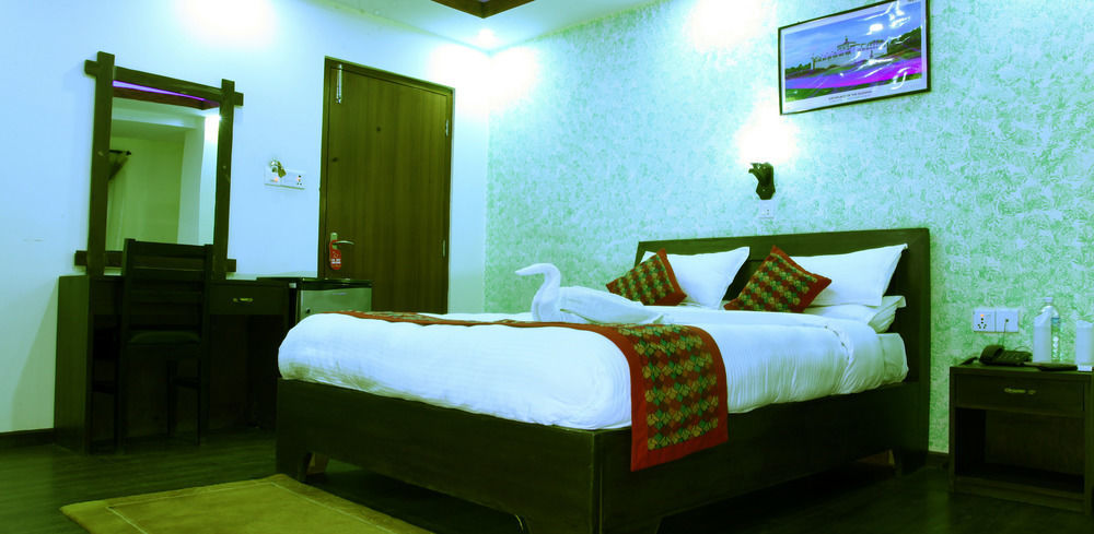 Oyo 153 Aster Hotel Nepal Catmandu Exterior foto