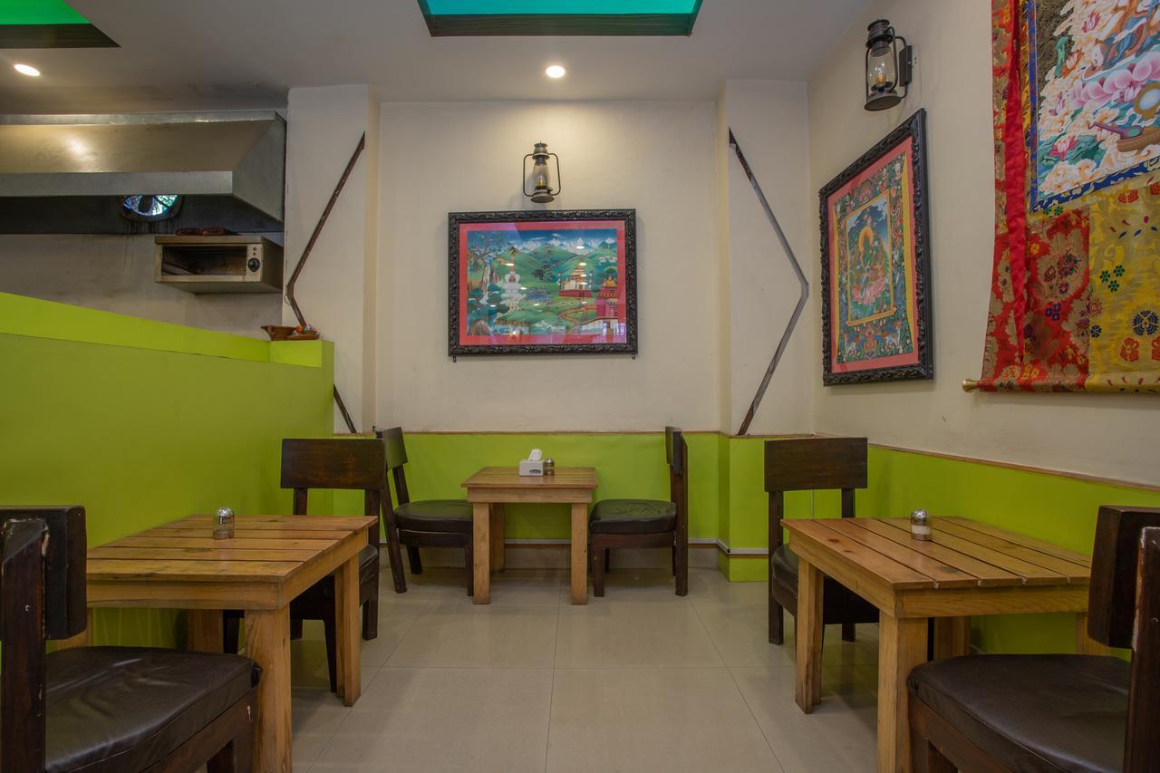 Oyo 153 Aster Hotel Nepal Catmandu Exterior foto