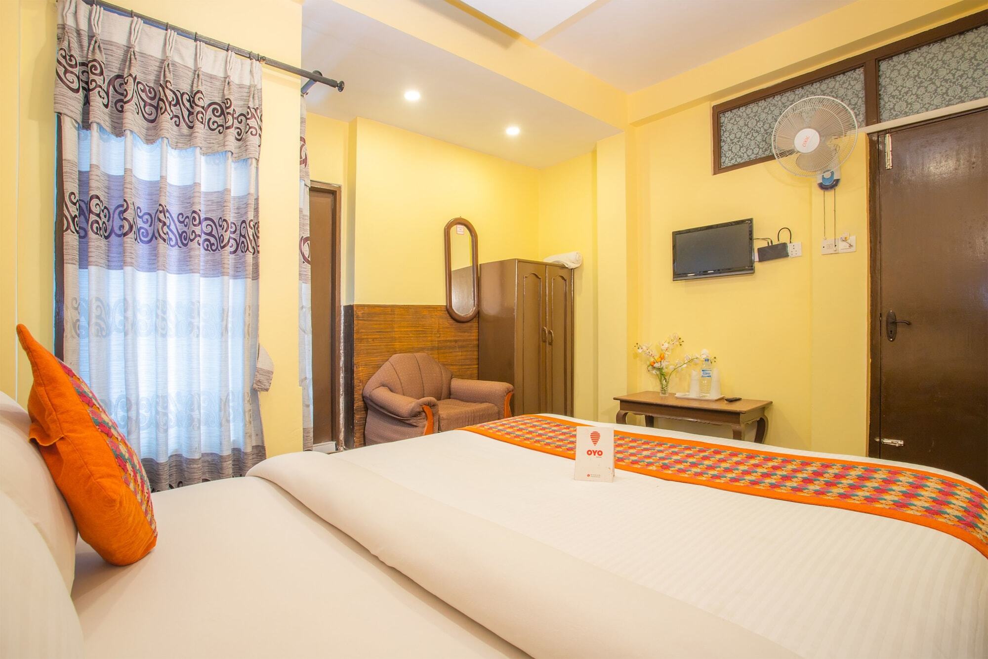 Oyo 153 Aster Hotel Nepal Catmandu Exterior foto